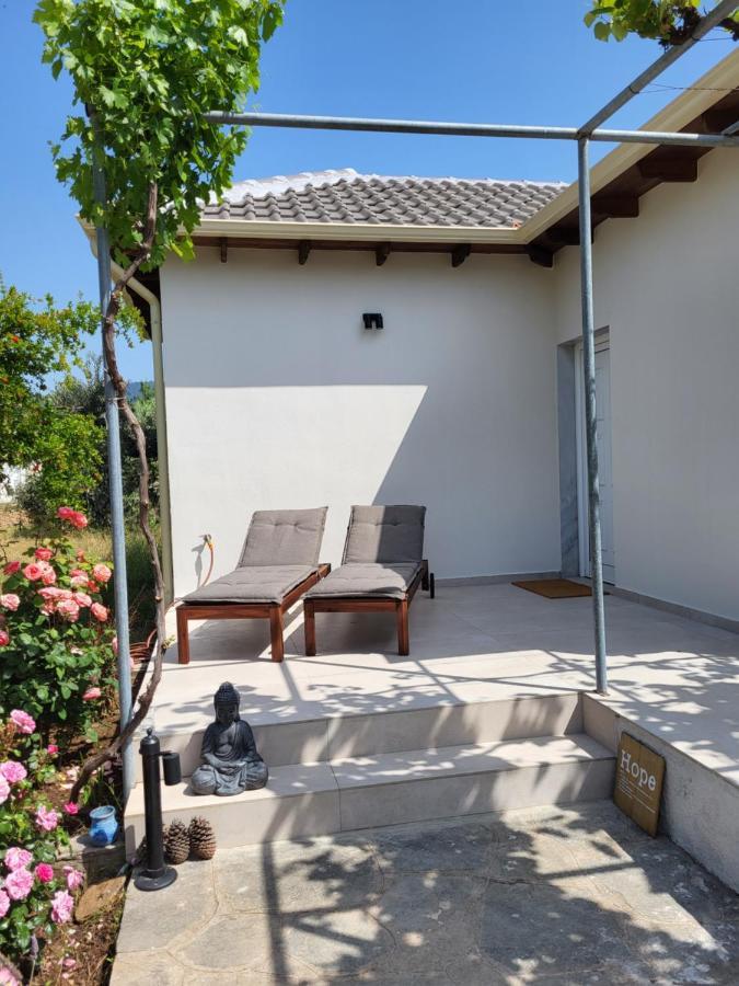 Ioannis Houses - Gemuetliches Ferienhaus Im Olivenhain Skala Potamia  Exterior photo